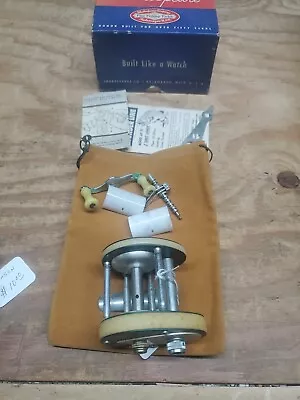 Vintage The Shakespeare President #1970A Model PH Baitcast Fishing Reel + Box • $34.99