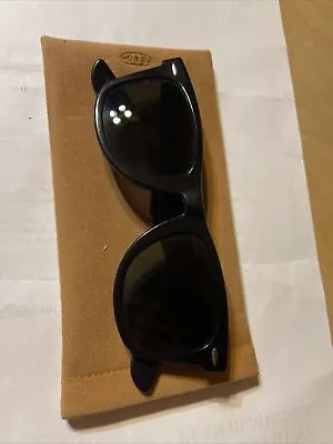 Vintage Ray Ban Wayfarer Black • $80