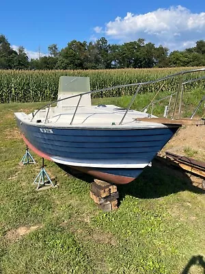 1988 Captiva 24' Center Console (Ft Myers Yacht Company) Project Boat • $4800