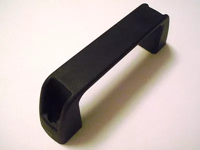 TNUTZ - Medium Black Plastic Handle W/mounting Hardware - 10/15 Series - HAN-015 • $5.63