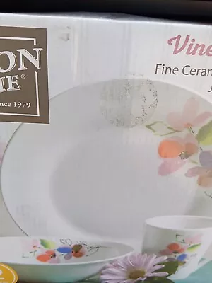 The Gibson Home Vineyard Rose 12-Piece Round Fine Ceramic Dinnerware Set • $34.99