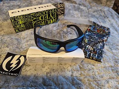 Electric Visual HOY Sunglasses * New W/ Box * Matte Black Frame Grey/Green Lens • $50