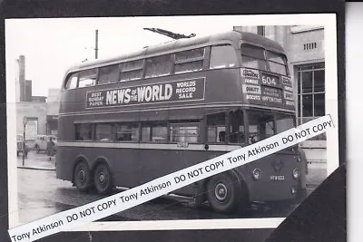 London Transport - Q1 Type Trolley Bus No. 1833 @ Wimbledon - Photo - B11422 • £1