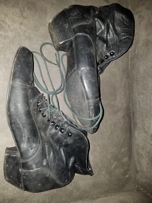 $25 • Buy Victorian Pair Of Women's Black Shoes