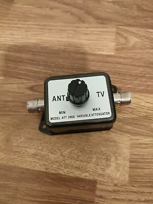 TV Variable 0-20dB Signal Attenuator With Coax Female Input / Output Connections • £9.49