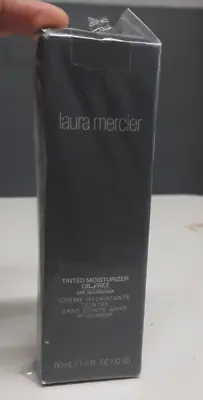 Laura Mercier Pure Canvas Blurring Primer 25ml • £8.99