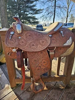 Circle Y 16 Inch Western Show Saddle FQHB  • $800