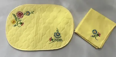 4 Vintage Hand Embroidered FLORAL Oval Quilted Placemats 4 Napkins Brite Yellow • $31