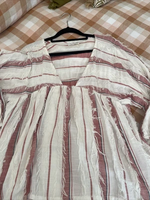 $26 • Buy TIGERLILY Size 12 Blouse