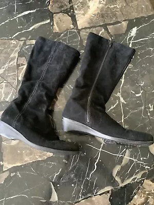 La Canadienne Black Low Wedge Heel Suede Mid Calf Boots Size 8 • $65