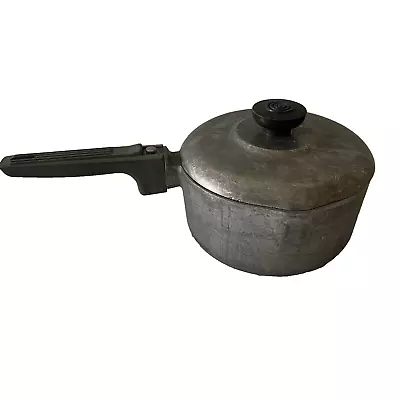 MAGNALITE GHC 2 Quart Pot Sauce Pan Lid Double Spout Aluminum Made USA Vintage • $31.01