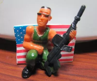 Army Vet  Figure Us Flag -4 Plasticville-lionel-flyer -o.s • $7.95