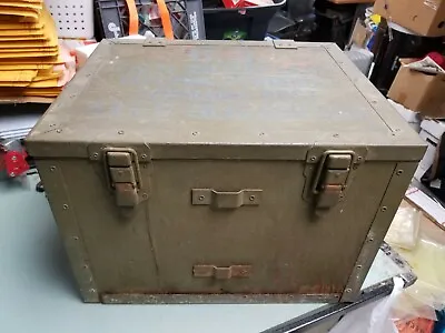 Vintage U.S. Military Chest Battery Electric Portable Trunk 19  X 16  X 13  • $99.99