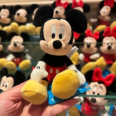 Authentic HKDL Hong Kong Disney Mickey Mouse Magnetic Shoulder Pal Plush Toy • $30.99