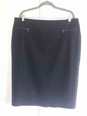 Marks & Spencer Collection Pencil Skirt Size 18 Excellent Condition • £9