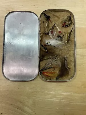 Vintage Tin Aluminum Box 19 Assorted Fishing Flies Hinged Container. • $19.99