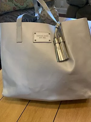 Michael Kors Tote • $25