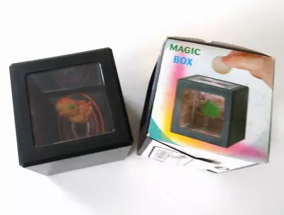 MAGIC COIN BOX - Floating Alien Magic Trick • £1.99