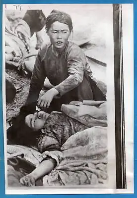 1970 Survivors Of Viet Cong Liberation Prasaut Cambodia Original Press Wirephoto • $33.99