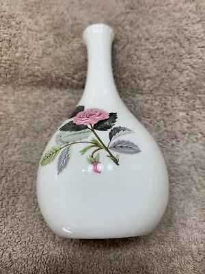 Vintage Wedgwood Bud Vase “Hathaway Rose” Collectable Floral Excellent Condition • $20