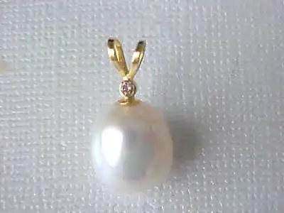 11mm X 12mm Aaa Genuine White Pearl Diamond Accent Pendant Solid 18k Yellow Gold • $79