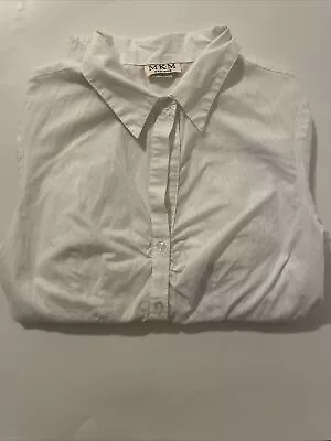 MKM Designs (L) Mens White Long Sleeves Button Down Shirt 55% Cotton 45% Poly • $11.50