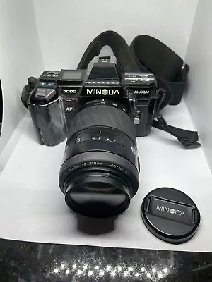 Minolta Maxxum 7000AF 35mm SLR Film Camera With 70-210MM • $44.99