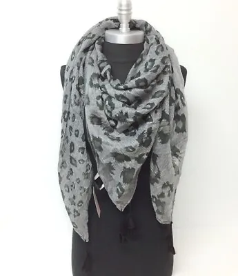 Women's Square Soft Wrap Multi Scale Leopard Print Scarf W/ Tassels Black / Gray • $7.99