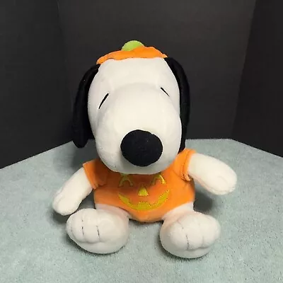 Hallmark Peanuts Snoopy Halloween Mini Plush 'Great Pumpkin Snoopy' 7  • $12.40