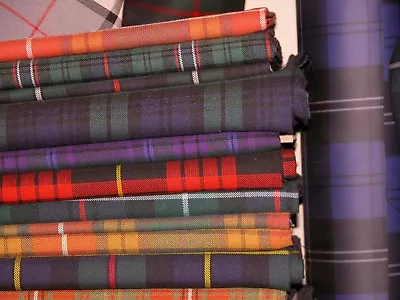 SAMPLE TARTAN FABRIC HEAVY POLYESTER VISCOSE 5 1/2   / 13 Cm  SQUARE • £4