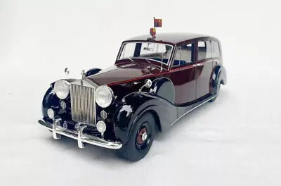 1：18 Rolls Royce Phantom IV 1950 Limousine 7-seater Chassis 4AF2  (Red / Black) • $650