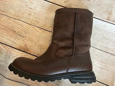 Ugg Brooks Brown Leather Shearling Lined Winter Boots Women's Size 9 EUC • $58.40