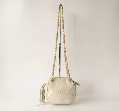 £650.19 • Buy CHANEL CC Quilted Matelasse Fringe Leather Chain Shoulder Bag  #21377