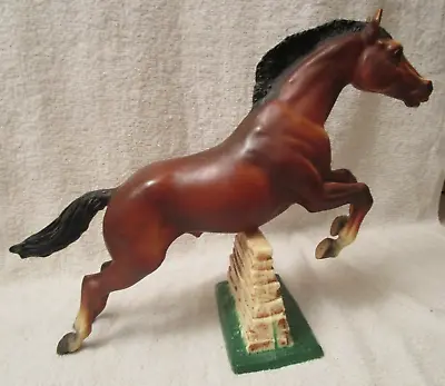  STONEWALL  JUMPING HORSE - Breyer Model Horse - #300 • $19.99