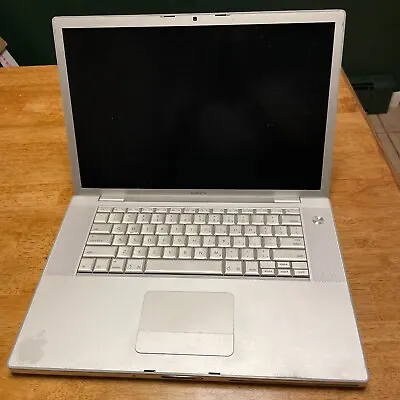 Apple MacBook Pro A1226  15.4  MA896LL/A 2007 -Missing Battery -Bad Keyboard • $20