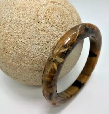 Vintage Butterscotch Marble Swirl Carved BAKELITE Bangle Bracelet * Tested • $39