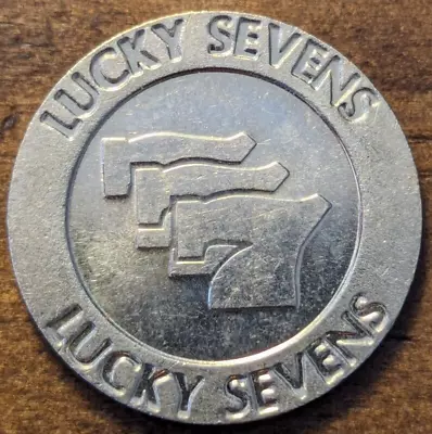 Lucky Sevens 777 Slot Machine Gaming Casino Amusement Arcade Token • $9.99