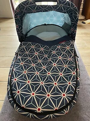 Maxi-Cosi Carrycot • £10