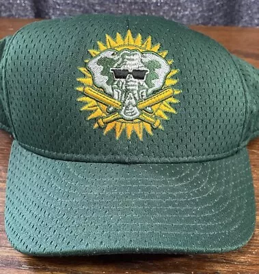 NEW Oakland A's Athletics New Era Spring Training 59/50 Hat Green Size 7 3/8 • $35