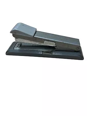 Vintage BOSTITCH B8 Standard Desk Stapler W/ Staple Remover USA 5.25  Gray Works • $12.90