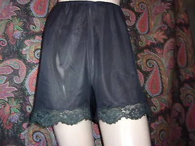 Vintage Munsingwear 1950-60s Lacy Double Gusset Nylon Tricot Panty Tap Panties 5 • $19.99