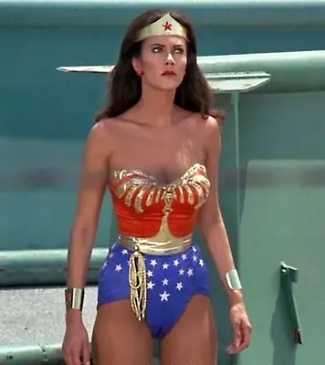 Wonder Woman Lynda Carter In Scene 8x10 Picture Celebrity Print • $7.98