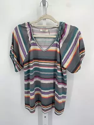 Size Large Misses Short Sleeve Shirt • $11.50