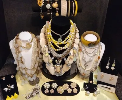 😲ALL VINTAGE!! Yellow Jewelry Lot Costume Estate Designer Signed Happy😊 (1139) • $0.99