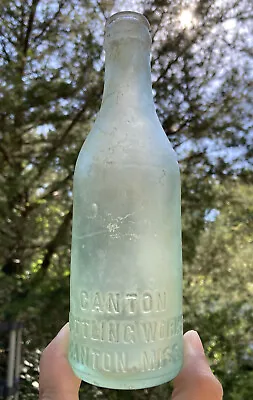 Antique CANTON BOTTLING WORKS - CANTON MISSISSIPPI Blown Crown Top Soda Bottle • $39.95