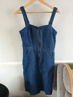 LEVI DENIM BLUE DRESSWITH FRONT POCKETS   Size LARGE • £19