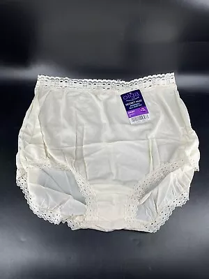 VINTAGE OLGA SECRET HUG FASHION SCOOP #873 PB NYLON PANTY Sz 9 NEW BIN-37 • $16.50