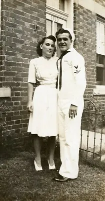 AC80 Original Vintage Photo NAVY MILITARY MAN WITH A WOMAN C 1940's • $5.50