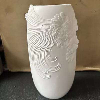 AK Kaiser  White Bisque Raised Flowers Tall Vase- Signed M. Frey • £14.99