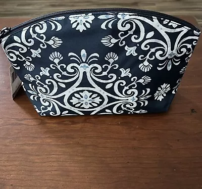 Vera Bradley Lighten Up Grand Travel Cosmetic Bag In Blue Steel Medallion. NWT • $18.74